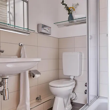 Hotel Binzer Hof Room photo