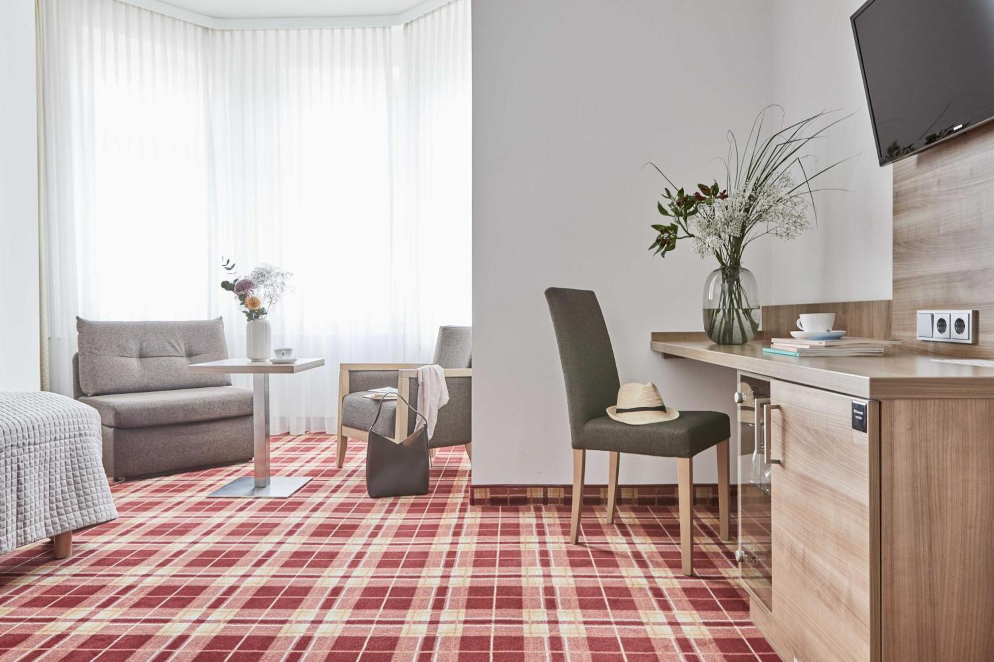Binzer Hof Отель 4*