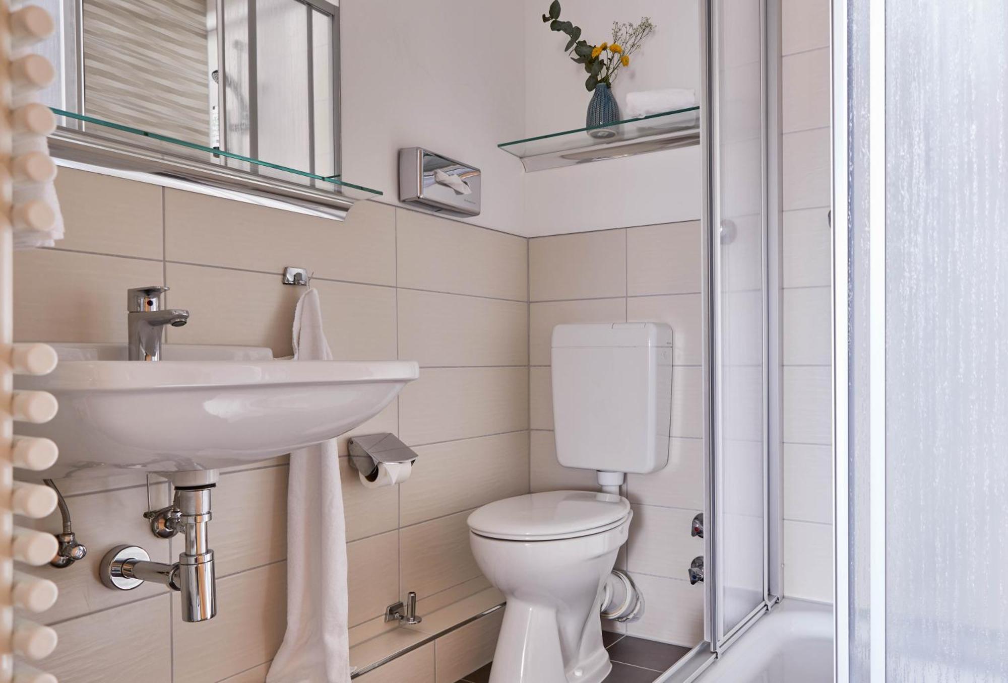 Binzer Hof 4*